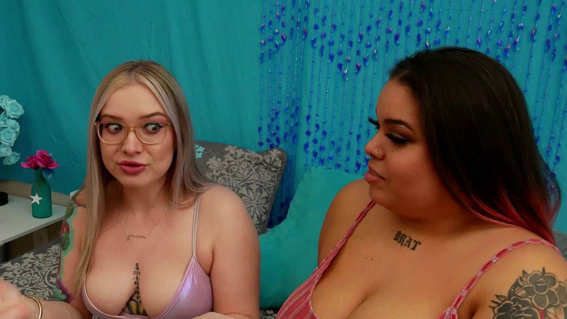 Interview: Dahlia and Kaiia (Good Friends)
